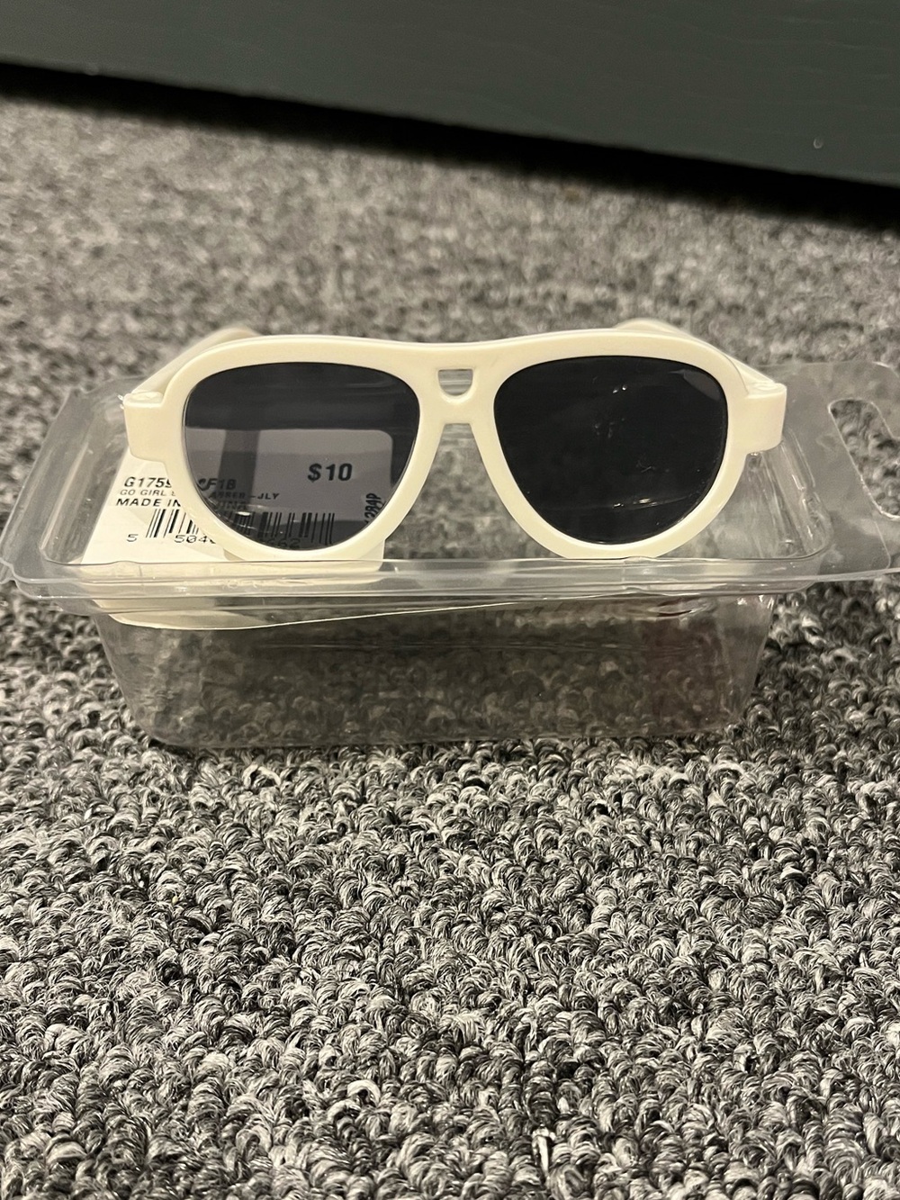American Girl Doll Go Girl White Sunglasses